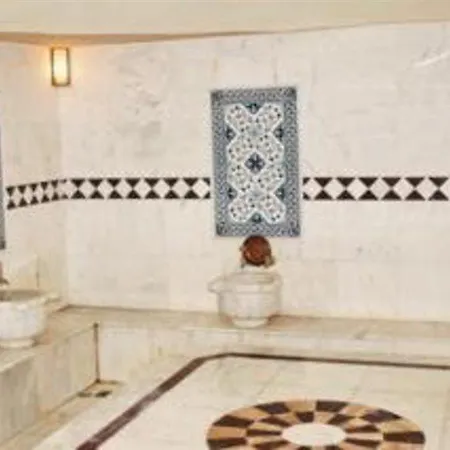 Grand Panorama Hotell 2*